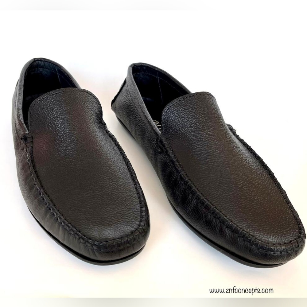 Sleek Genuine Leather Loafers for Narrow to Medium Width Feet – Driving shoes